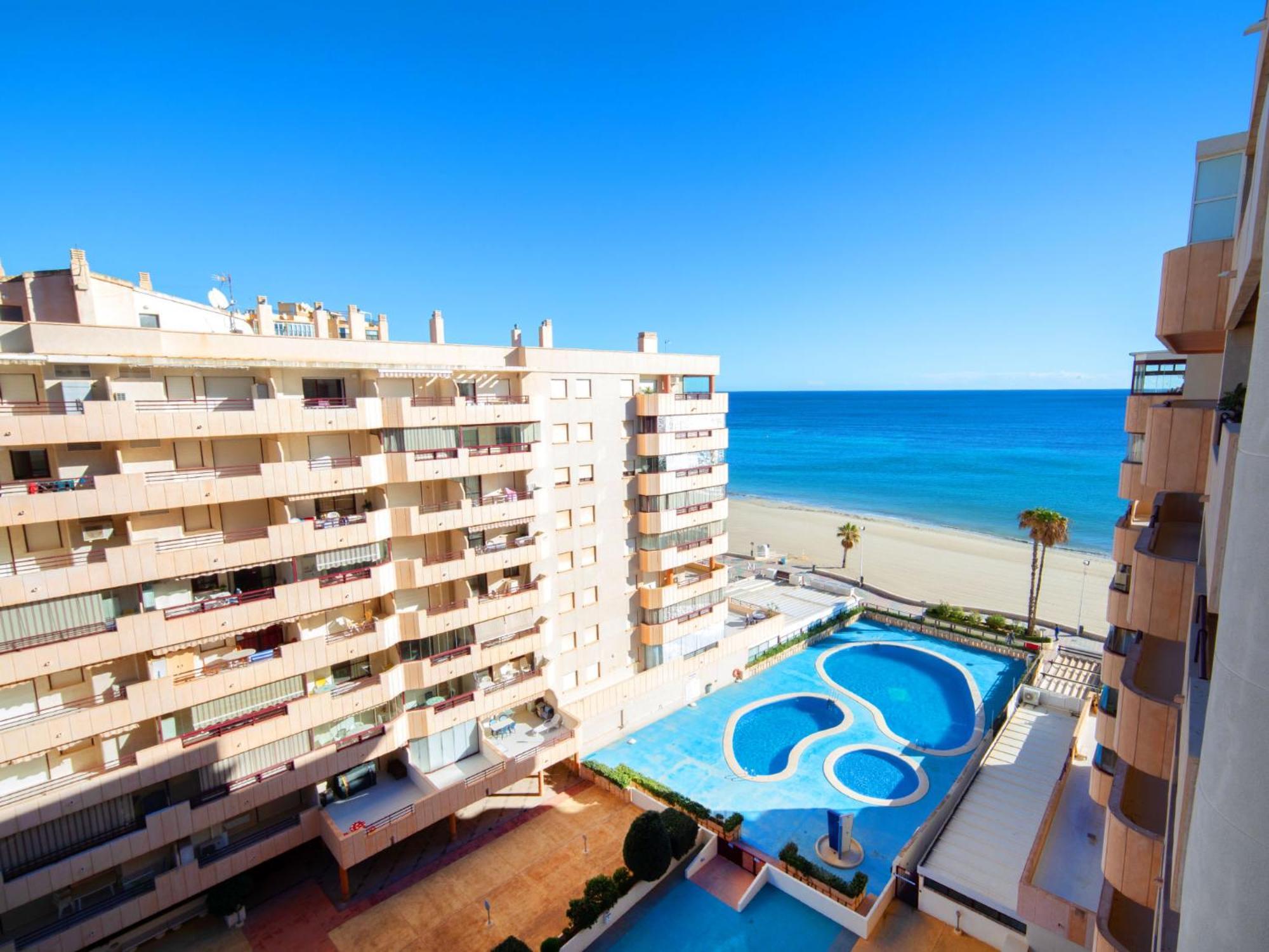 Apartamentos Topacio Unitursa Калпе Екстериор снимка