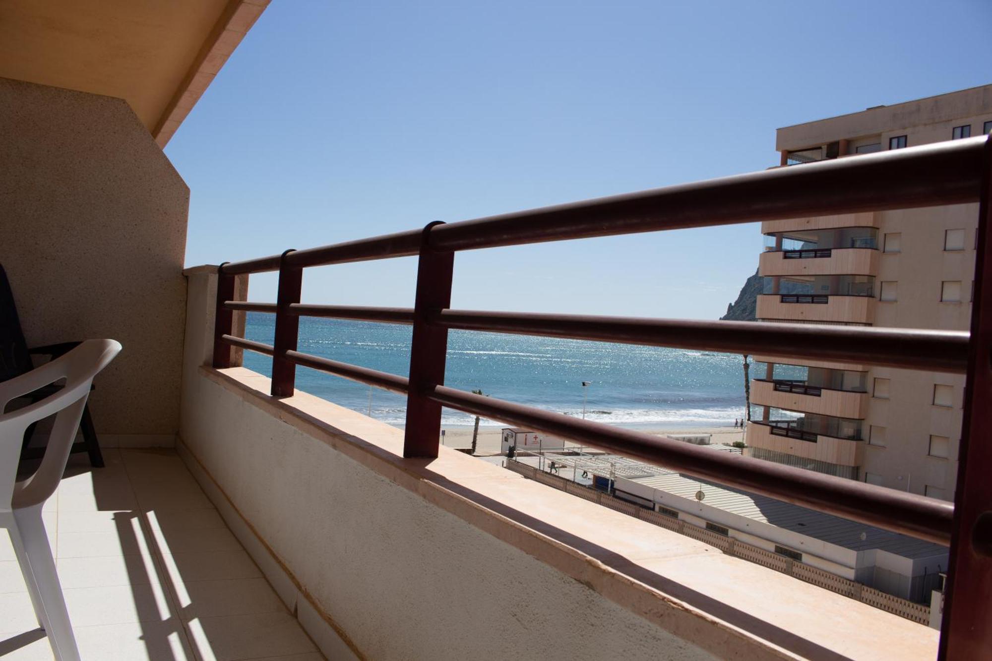 Apartamentos Topacio Unitursa Калпе Екстериор снимка