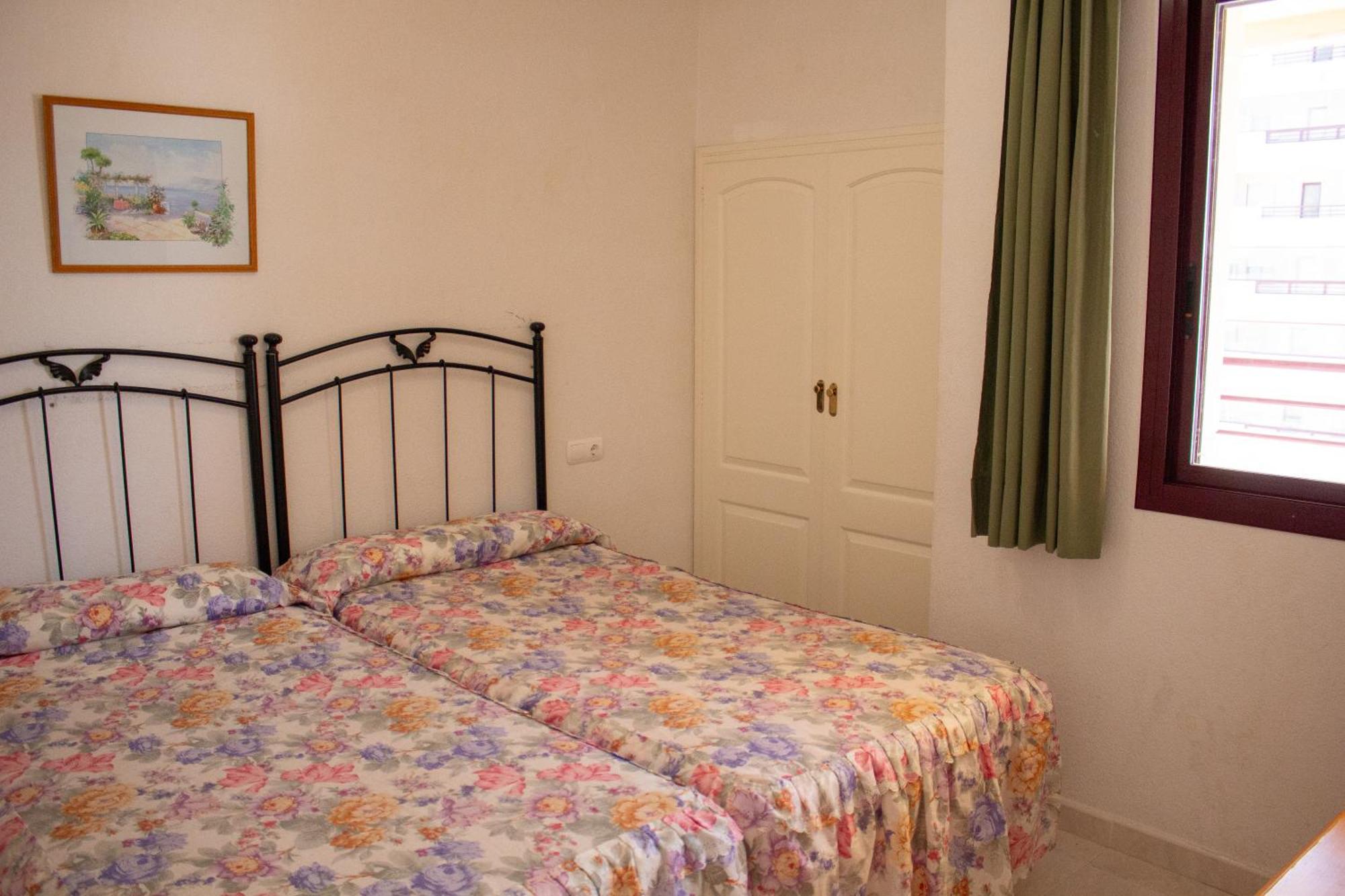 Apartamentos Topacio Unitursa Калпе Екстериор снимка
